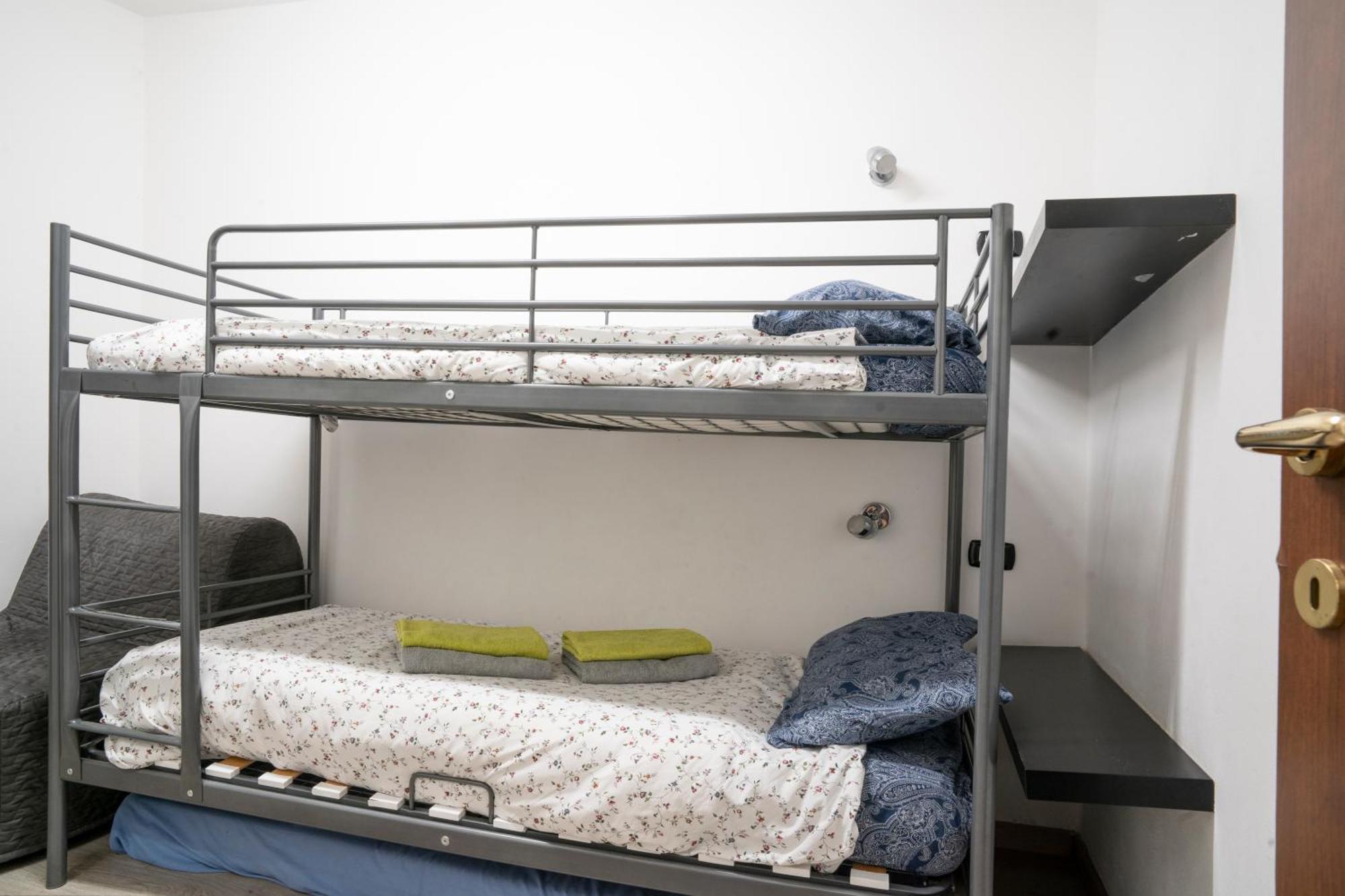 Houseingenoacenter Parking Apartment Luaran gambar