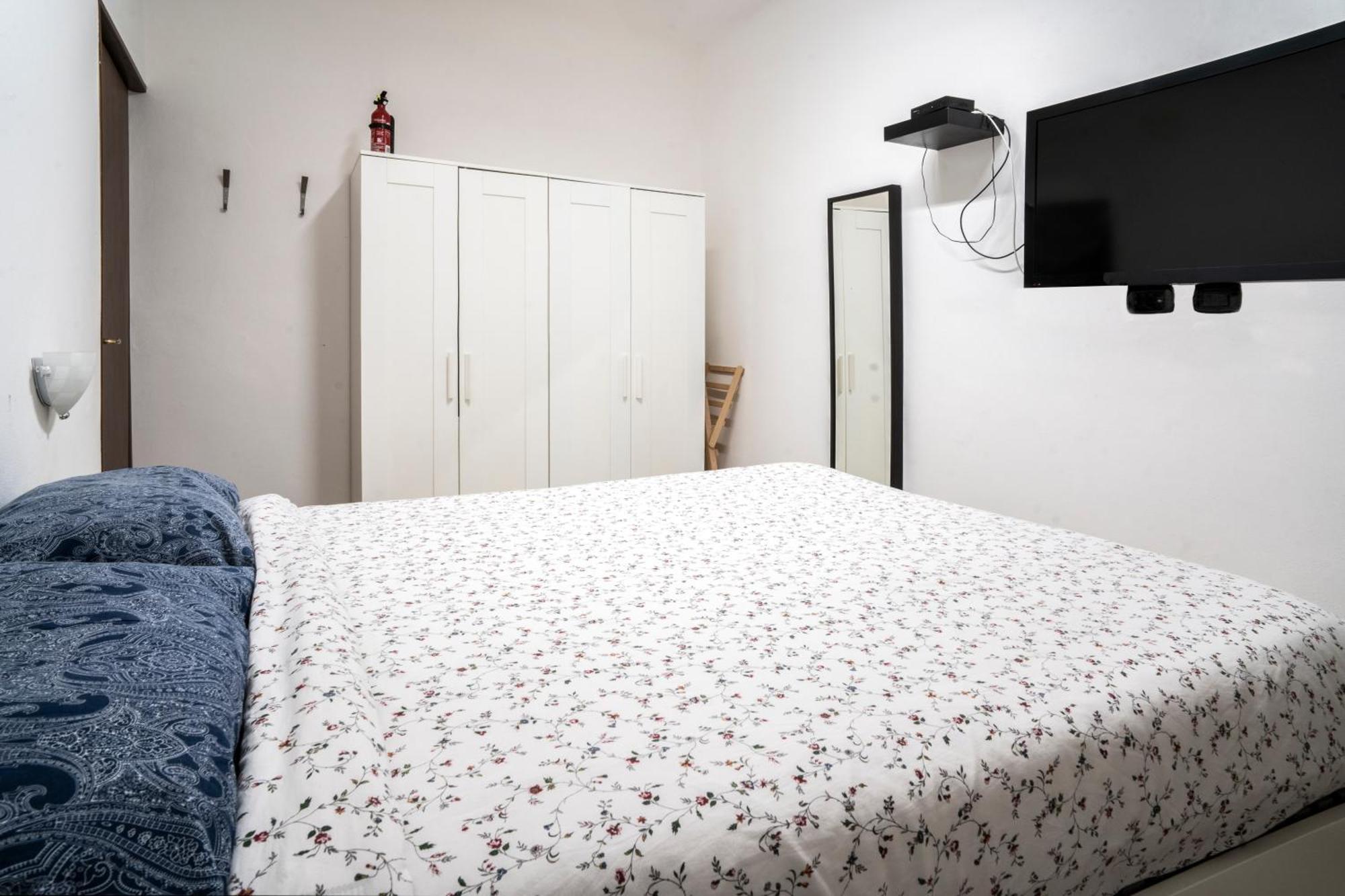 Houseingenoacenter Parking Apartment Luaran gambar