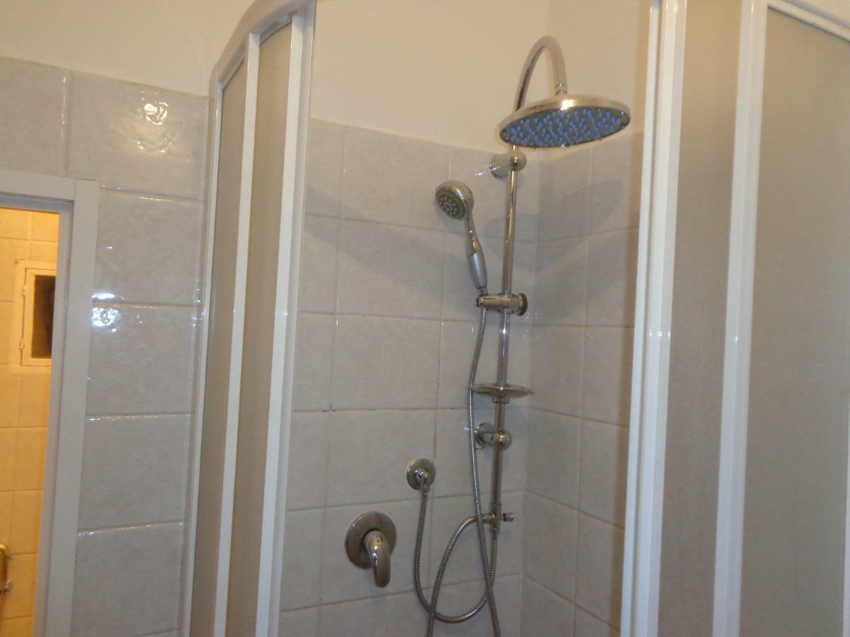 Houseingenoacenter Parking Apartment Luaran gambar